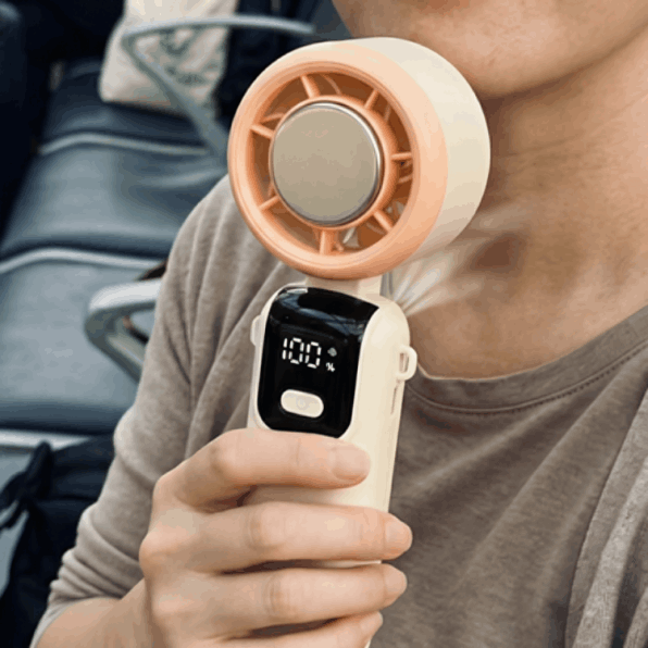 Aervion Handheld Fan  user Atena S.
